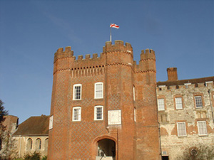 Farnham_Castle